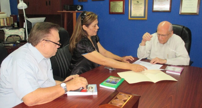 Visita a la Fundación Enrique Bolaños