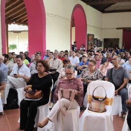 GRANADA LA ÚNICA, SÍNTESIS DE SUS 500 AÑOS