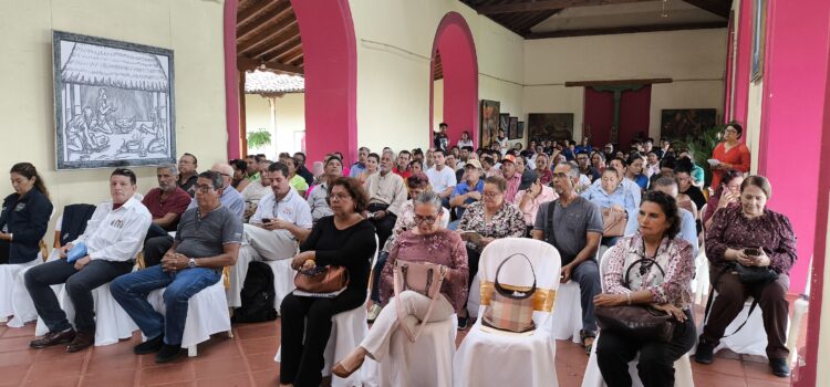 GRANADA LA ÚNICA, SÍNTESIS DE SUS 500 AÑOS